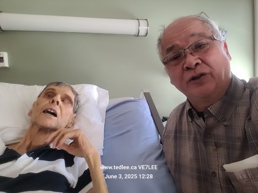 Ted Lee, VE7LEE, visiting Walter Hendrickson, VE7BGJ, in hospice on June 3, 2025.